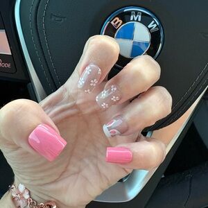 CurvLife Pink Floral Easter Bunny Bloom Press-On Nail Set